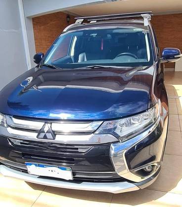 MITSUBISHI OUTLANDER 3.0 GT 4X4 V6 24V GASOLINA 4P AUTOMÁTICO